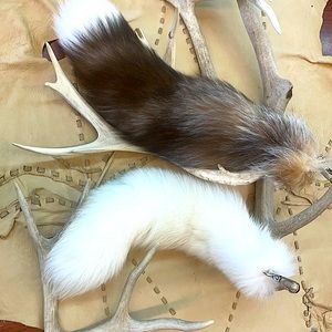 NWT Assorted Fox Tail Handmade Accessories ✨🦊
